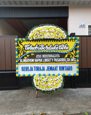 Papan Bunga Duka di Iv Nagari