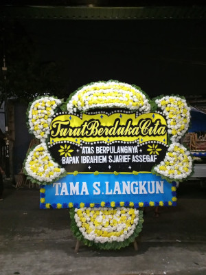 Papan Bunga Duka di Iv Nagari